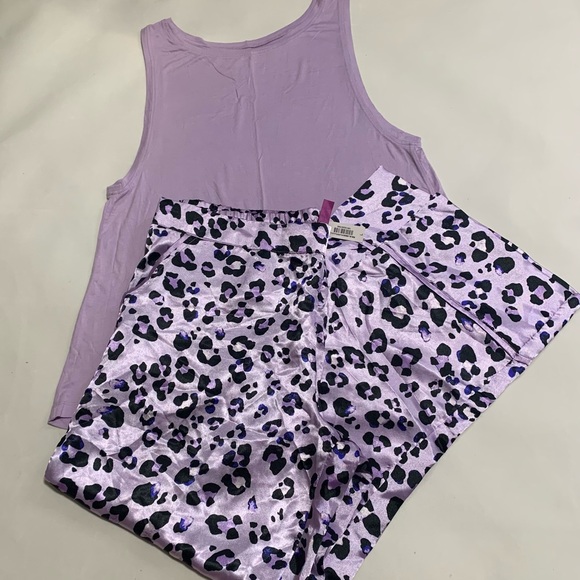 🛍️ ADORE ME Alania Plus Pajamas Tank Set - Size (L Pants) & (XL Tank Top) - Picture 13 of 13